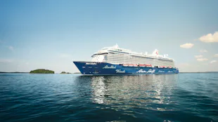 Mein Schiff 6